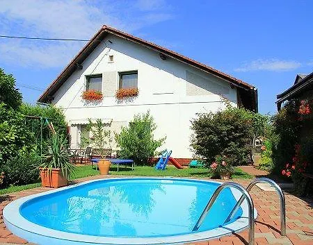 Holiday home Holiday House Moravkovi *